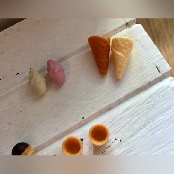 Calico Critters Ice Cream Truck Vehicle Accessories Vehicle Toy Playset Food - Picture 5 of 16